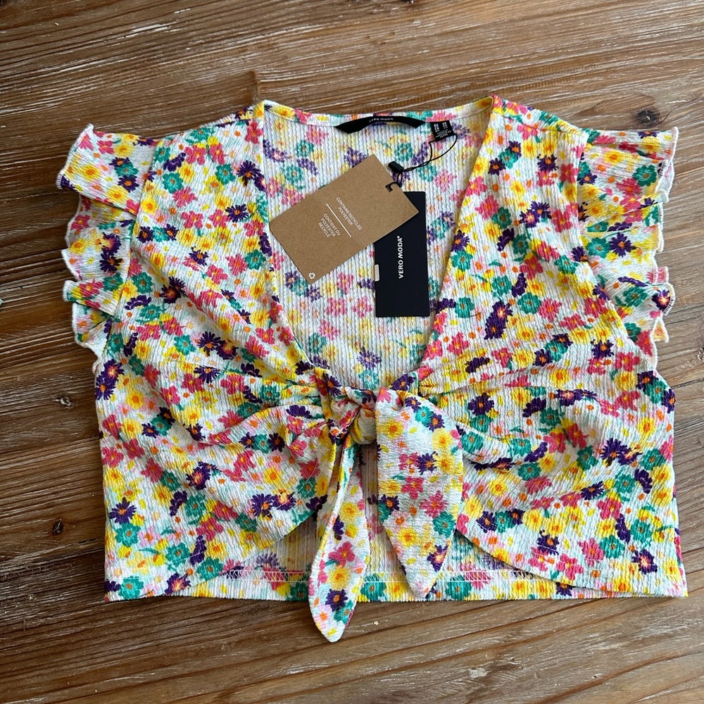 Floral Tie-Front Crop Top